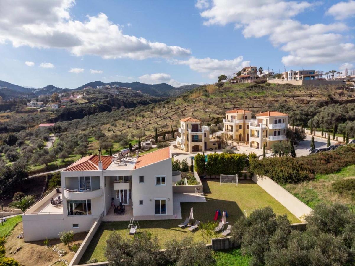 Villa Familia Chania Stalós Екстериор снимка